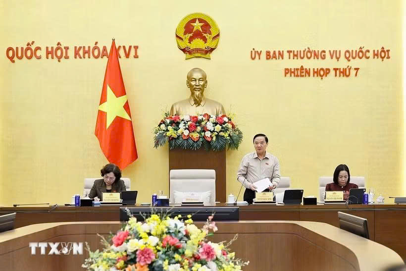 Phó Chủ tịch Quốc hội Nguyễn Khắc Định phát biểu. (Ảnh: Doãn Tấn/TTXVN)