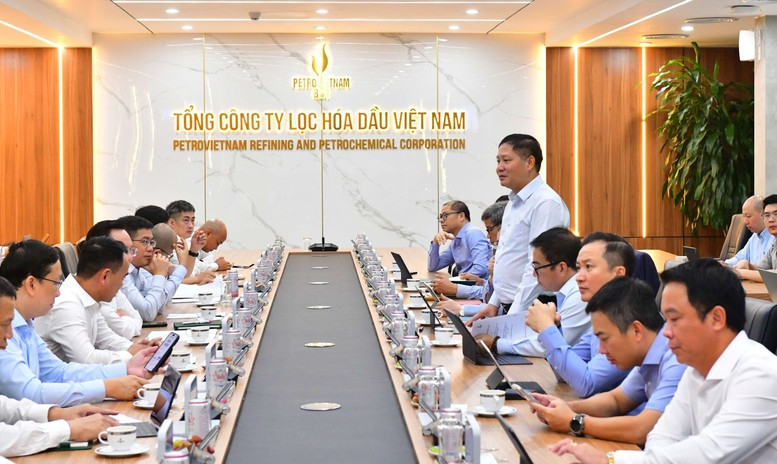 Chủ tịch HĐQT BSR Bùi Ngọc Dương đề nghị BSR và PV GAS tiếp tục mở rộng hợp tác trên cơ sở những kết quả đã đạt được - Ảnh: chinhphu.vn/LT