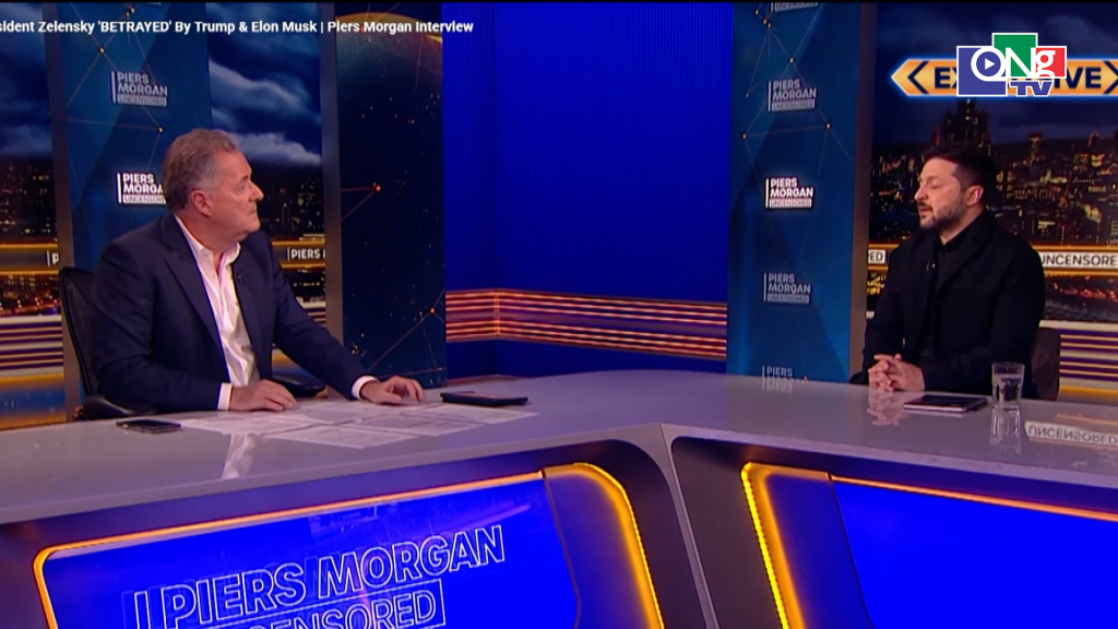 Tổng thống Ukraine Vladimir Zelensky trả lời phỏng vấn truyền hình.