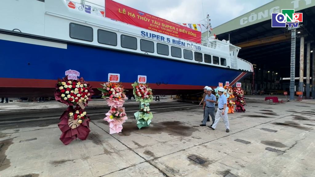 Bổ sung tàu khách 200 chỗ cho tuyến Sa Kỳ - Lý Sơn.