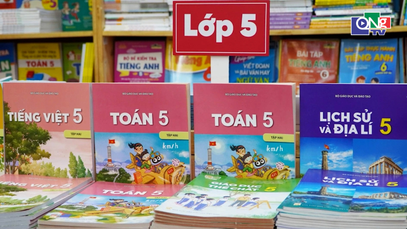 Sắp c&oacute; bộ s&aacute;ch gi&aacute;o khoa mới, thống nhất to&agrave;n quốc từ 2028
