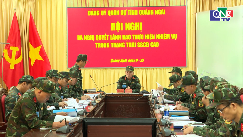 Diễn tập chỉ huy - tham mưu 1 b&ecirc;n 2 cấp tr&ecirc;n bản đồ v&agrave; ngo&agrave;i thực địa