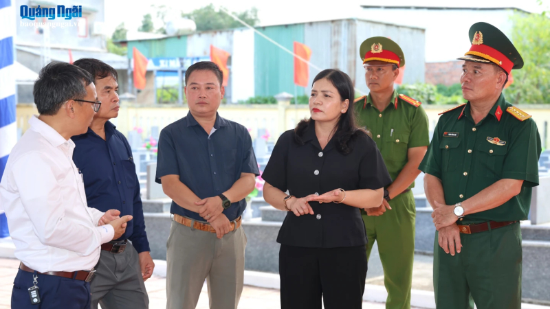 Chuẩn bị chu đ&aacute;o cho Lễ truy điệu v&agrave; an t&aacute;ng c&aacute;c Anh h&ugrave;ng liệt sĩ