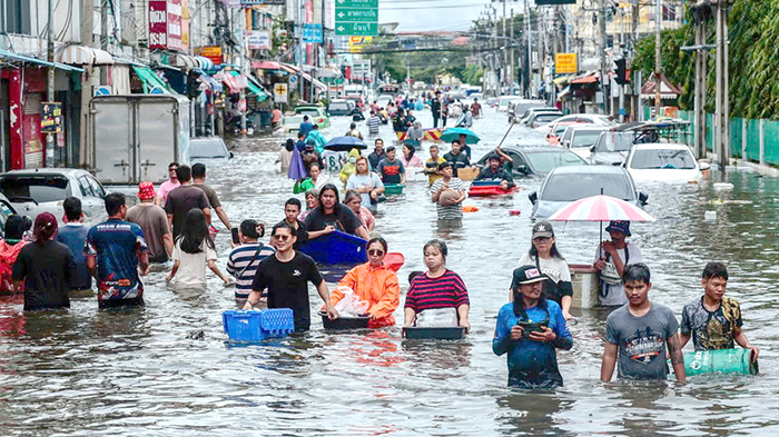 Lũ lụt tiếp diễn phức tạp tại Th&aacute;i Lan