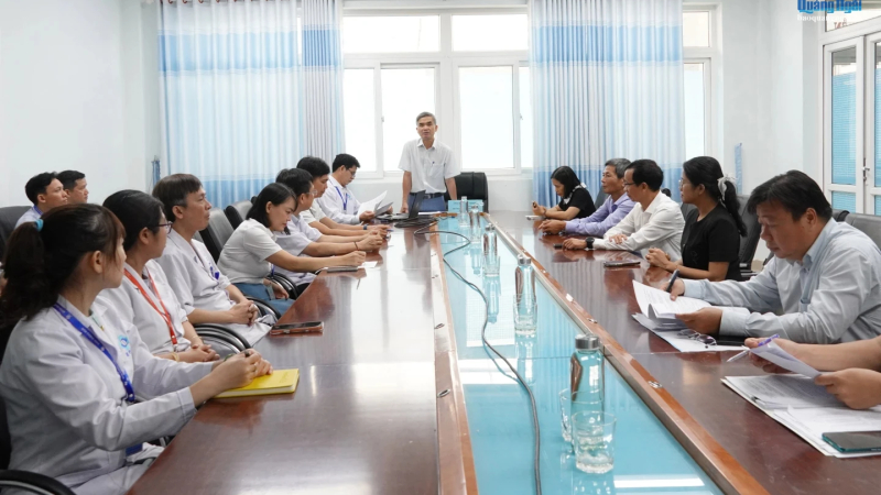 Gi&aacute;m s&aacute;t thực hiện chuyển đổi số trong lĩnh vực y tế