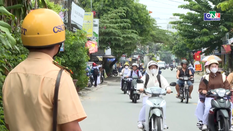T&ugrave;y tiện giao xe m&aacute;y cho học sinh sử dụng, chủ xe c&oacute; thể bị phạt nặng