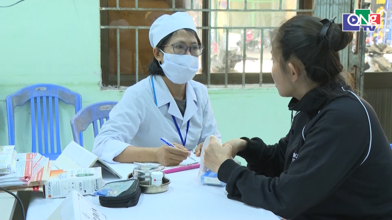 Kh&aacute;m sức khỏe định kỳ miễn ph&iacute; cho Nh&acirc;n d&acirc;n 