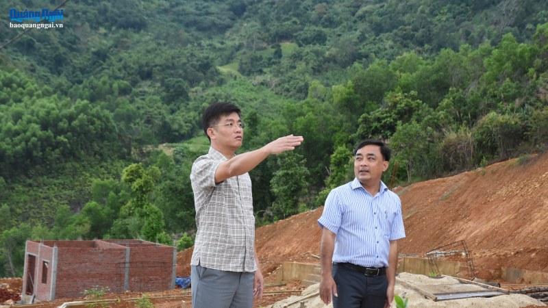 Ph&oacute; Chủ tịch UBND tỉnh Đỗ T&acirc;m Hiển l&agrave;m việc với x&atilde; Tr&agrave; Bồng, T&acirc;y Tr&agrave; Bồng