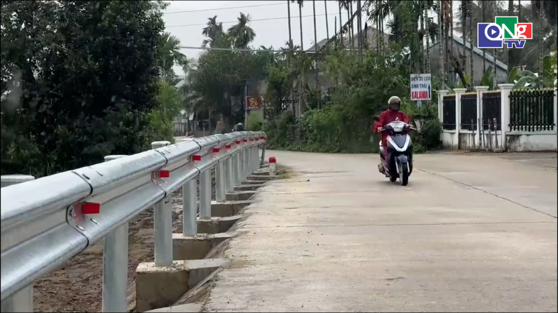 N&acirc;ng cấp đoạn đường tiềm ẩn nguy cơ mất an to&agrave;n giao th&ocirc;ng