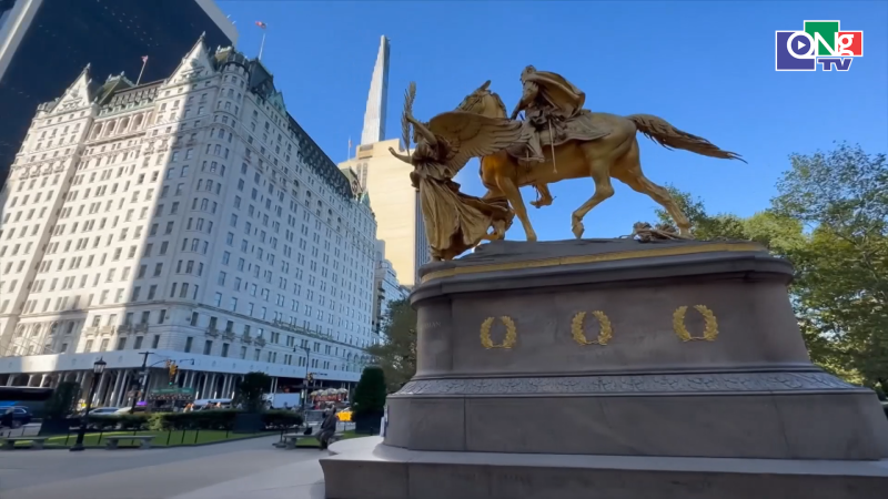 Kh&aacute;ch sạn Plaza 119 năm tuổi tại New York đ&oacute;ng cửa d&agrave;i hạn để tr&ugrave;ng tu