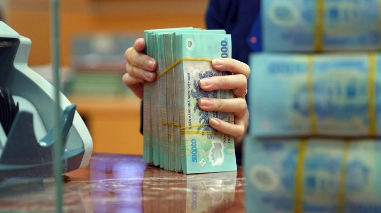 Nhiều ng&acirc;n h&agrave;ng giảm l&atilde;i suất cho vay đến 2%/năm 