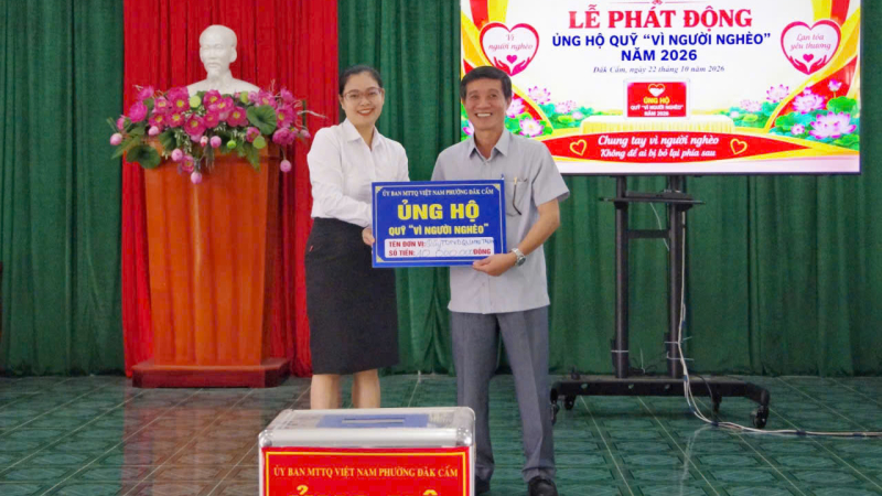  Gần 120 triệu đồng ủng hộ Quỹ &ldquo;V&igrave; người ngh&egrave;o&rdquo; 