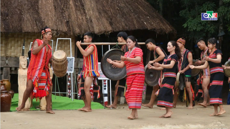 Cồng chi&ecirc;ng &ndash; Lời của đại ng&agrave;n