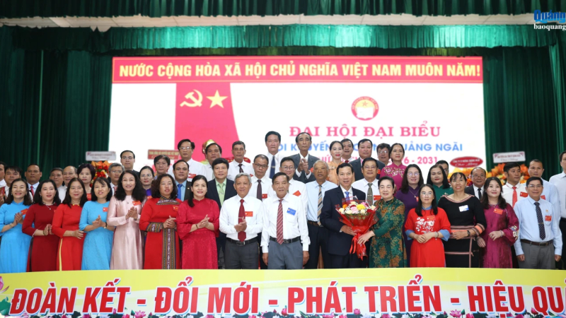 Ph&aacute;t huy vai tr&ograve; khuyến học, khuyến t&agrave;i, x&acirc;y dựng x&atilde; hội học tập