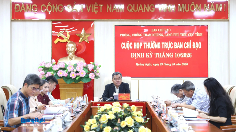 Tăng cường l&atilde;nh đạo, chỉ đạo c&ocirc;ng t&aacute;c ph&ograve;ng, chống tham nhũng, ti&ecirc;u cực